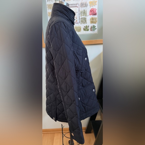 Ralph Lauren Quilted Black Barn Jacket in EUC - Picture 5 of 10